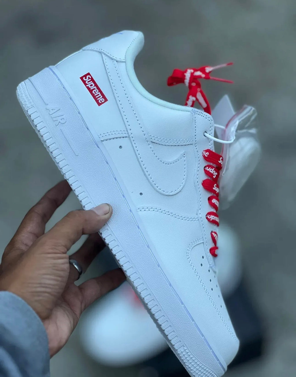 Supreme®/Nike® Air Force 1 Low