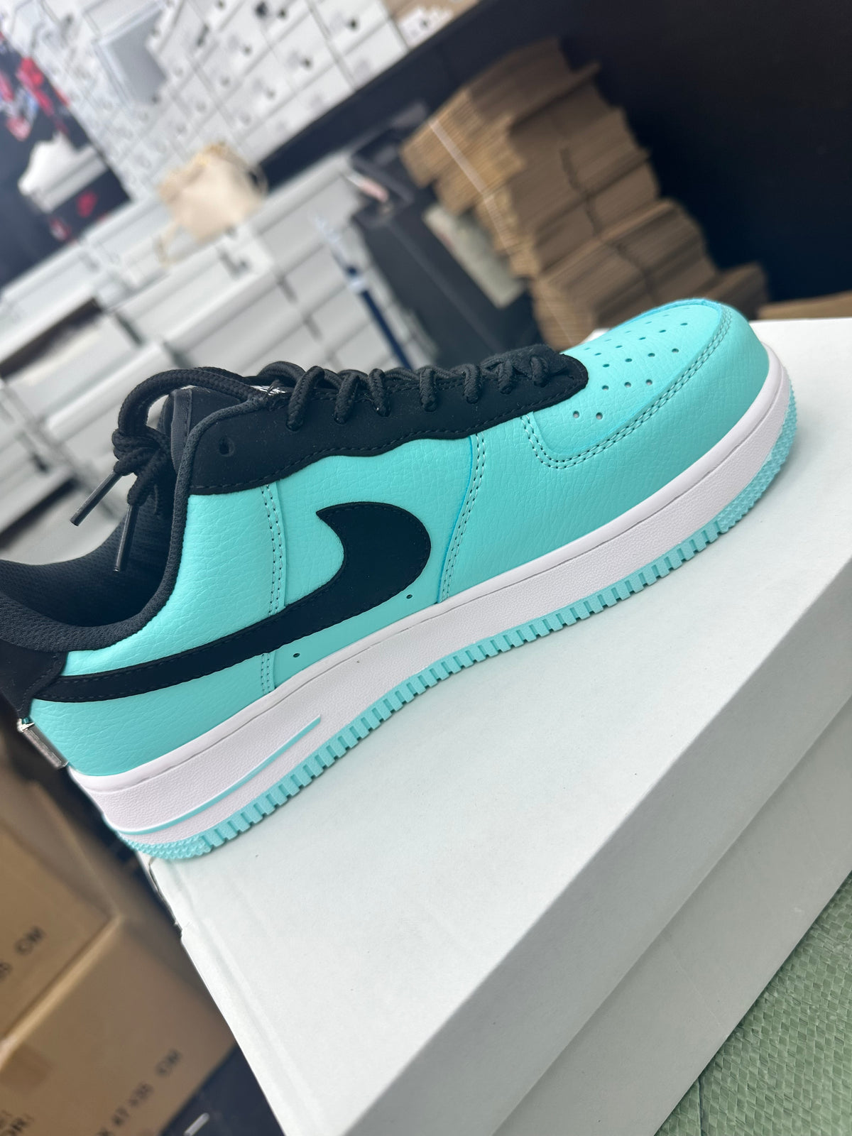 Tiffany & Co. x Nike Air Force 1 Low "1837" Friends & Family