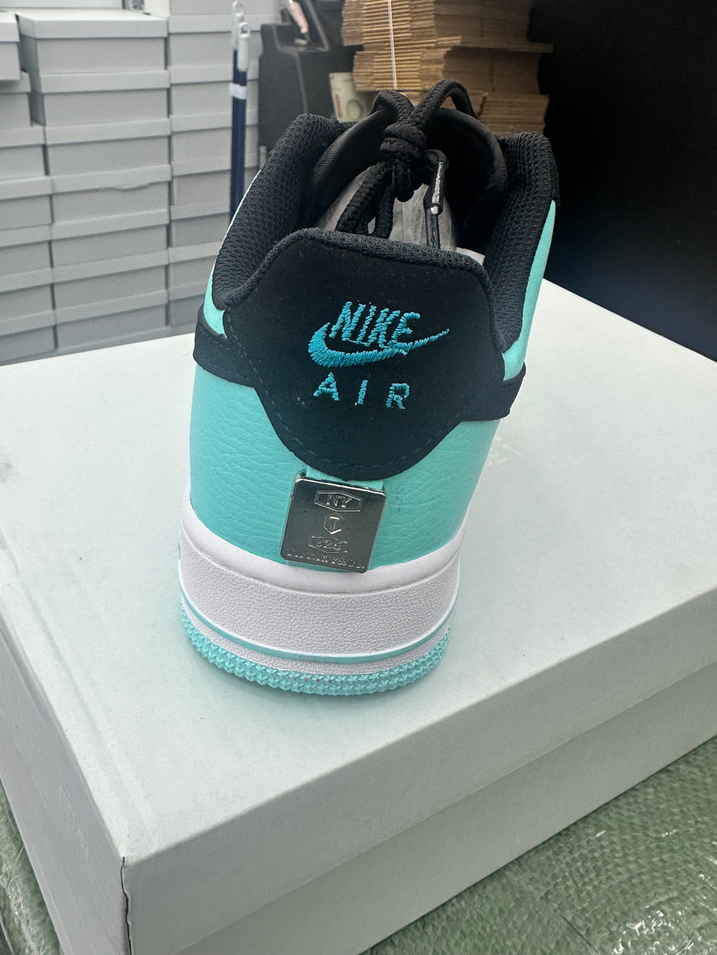 Tiffany & Co. x Nike Air Force 1 Low "1837" Friends & Family