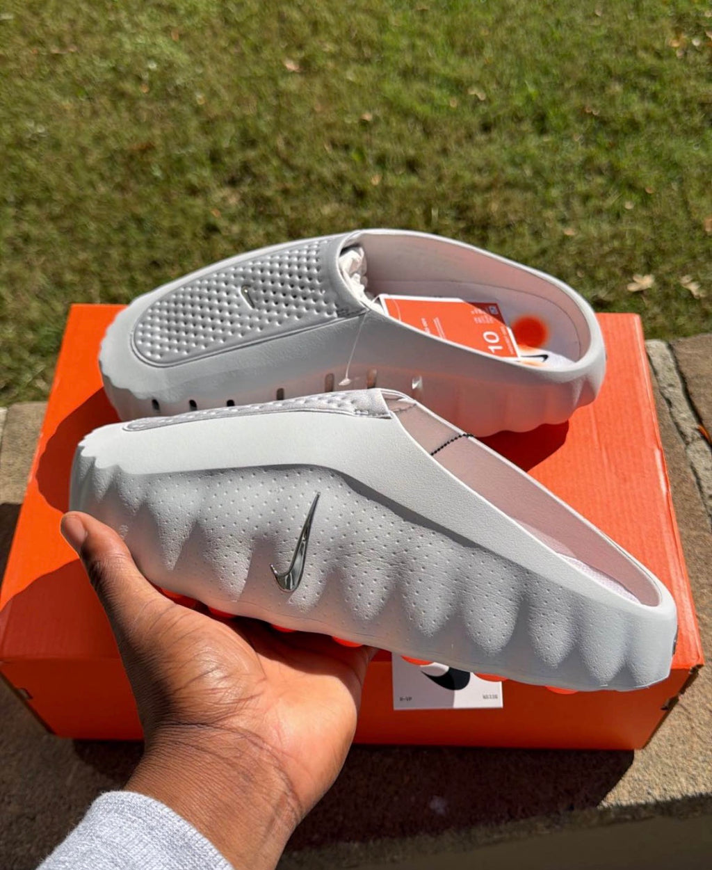 Nike Mind 001