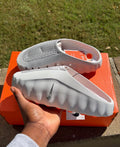 Nike Mind 001