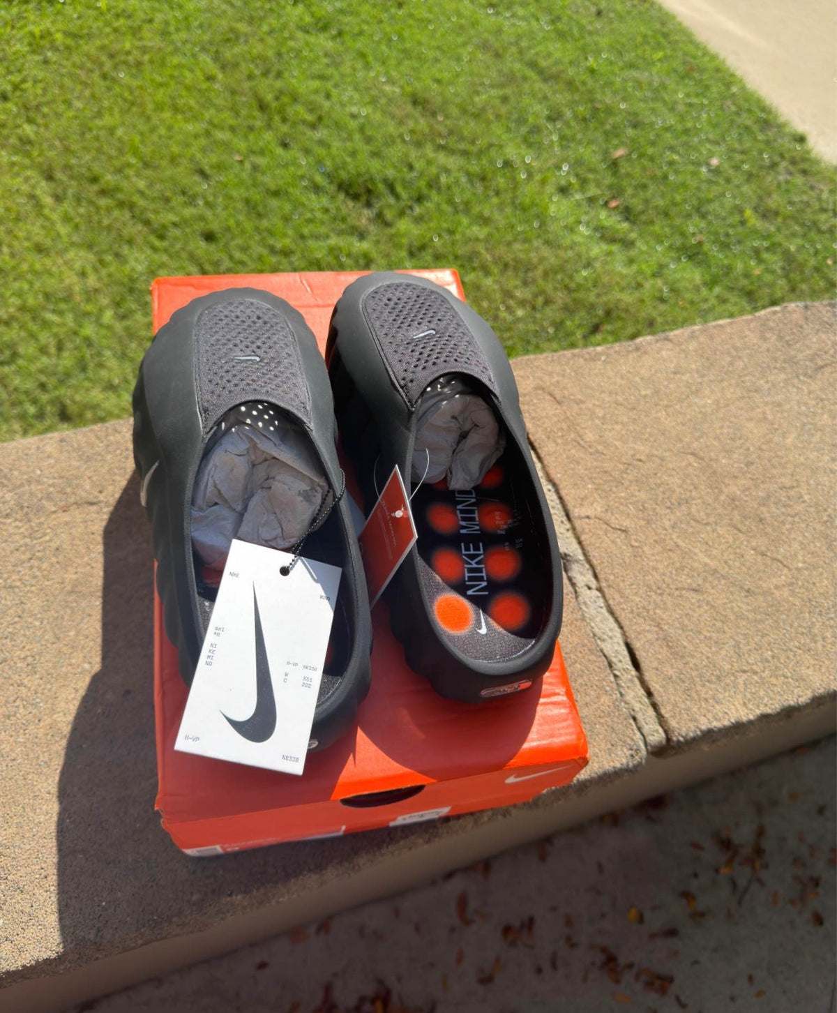 Nike Mind 001