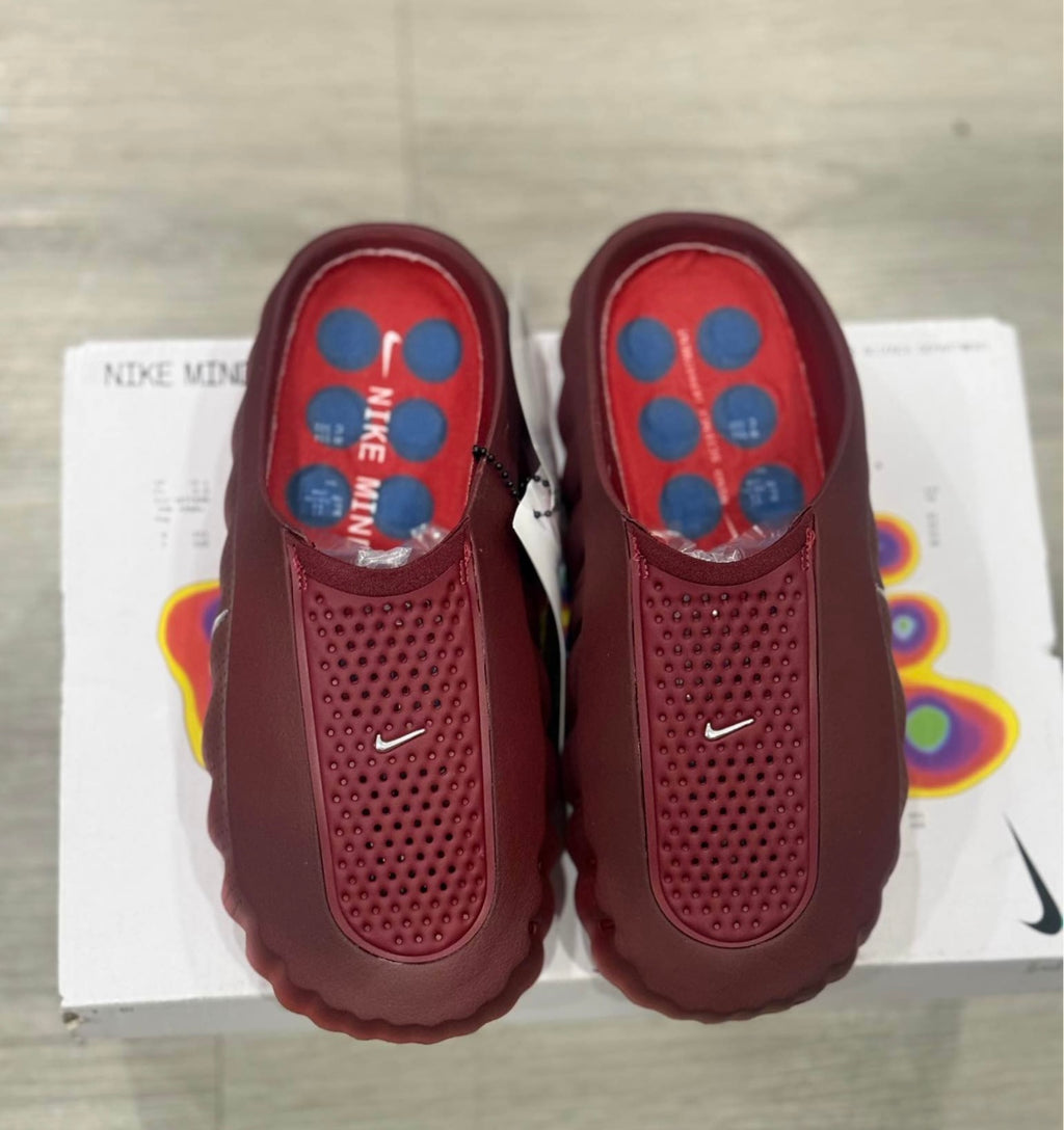 Nike Mind 001